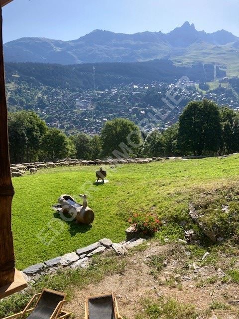 chalet 4 pièces en vente sur LES ALLUES (73550)
