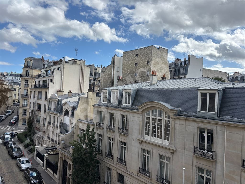 appartement 2 pièces en vente sur PARIS (75116)