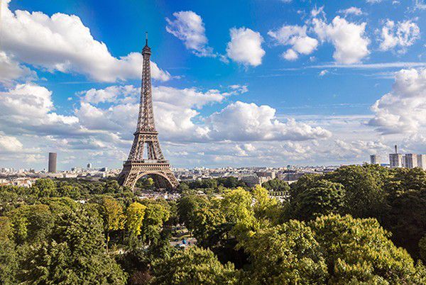 Agence proposant des biens immobiliers de prestige Paris 75016 75017 75008 Ouest Parisien